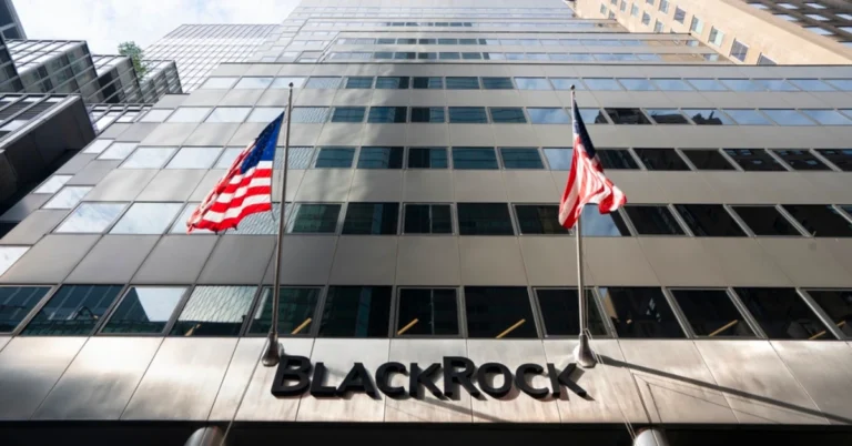 Дали BlackRock се подготвува за распродажба на биткоин со трансфер од 204 милиони долари?