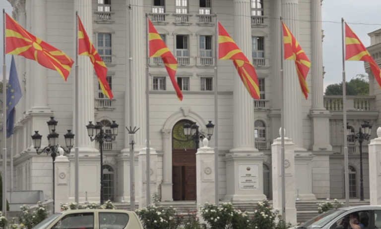 Денеска и формално владата го потпиша договорот за донација на 255 системи за филтрација на воздух