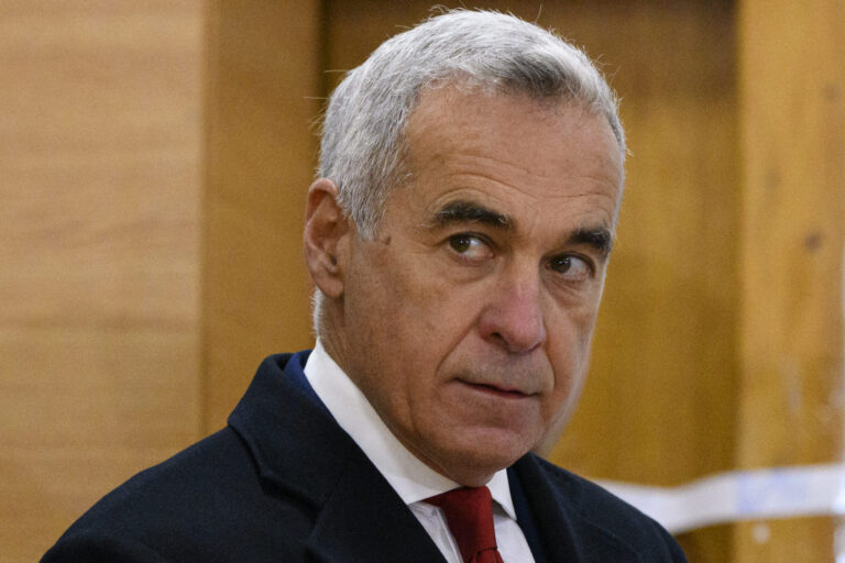 Кандидатот кој победи во првиот круг на претседателските избори е уапсен во Романија
