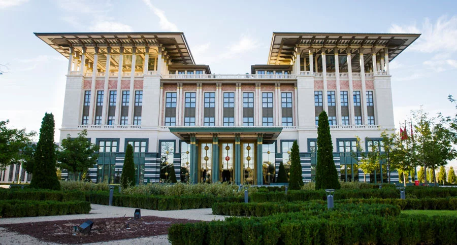 Меџит го придружува Мицкоски на приватната вечера на претседателот Таип Ердоган во Истанбул