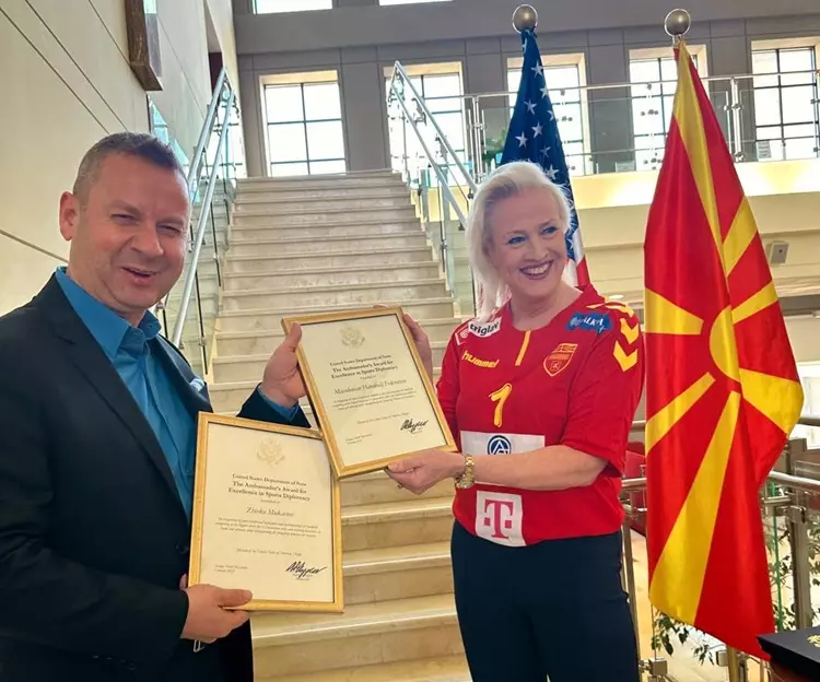 Ракометарите заедно со Лазаров и Мукаетов на прием кај амбасадорката на САД, Ангела Агелер