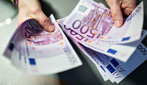 ЛСМ бара минималната плата да биде 500 евра! Владата не се противи, но вели дека нема да ги субвенционира придонесите на компаниите