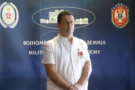 Началникот на ВМА: Сите Македонци се млади и се во тешка состојба