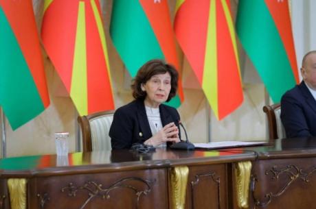 Претседателката Сиљановска-Давкова на средби со државниот врв на Азербејџан