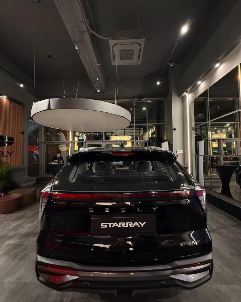 Со големи попусти на автомобили, Geely го одбележува првиот роденден во Македонија