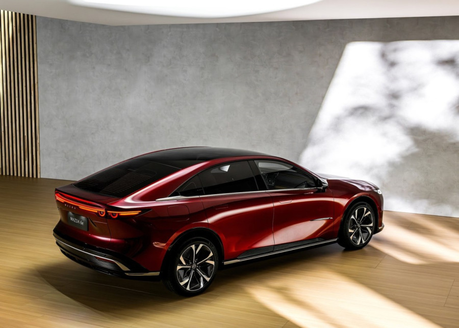 „Mazda 6e“: Нов електричен автомобил во Европа (ФОТО/ВИДЕО)