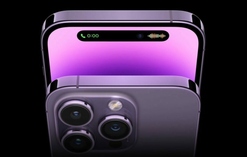 Apple со авиони итно пренесува 600 тони iPhone-и во Америка: Се обидуваат да направат залихи