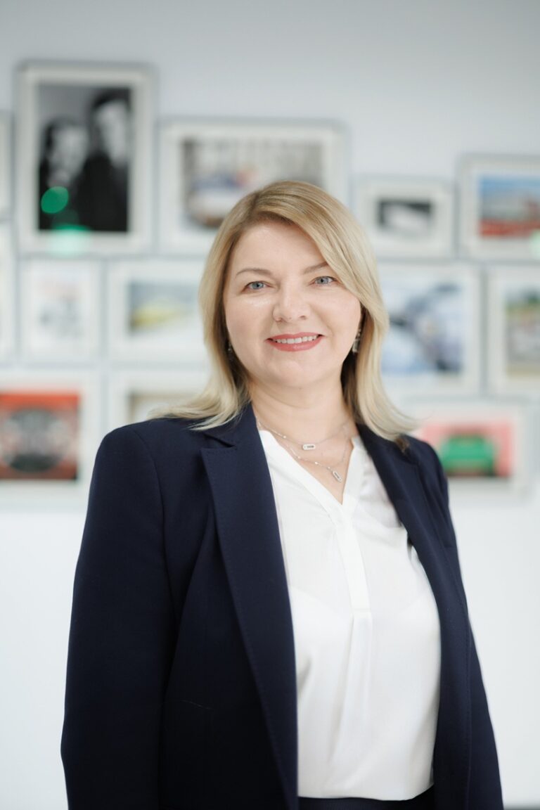 Михаел Кирш назначен за извршен директор на Porsche за Централна и Источна Европа, додека Ирина Каук ја презема одговорноста за Европскиот регион