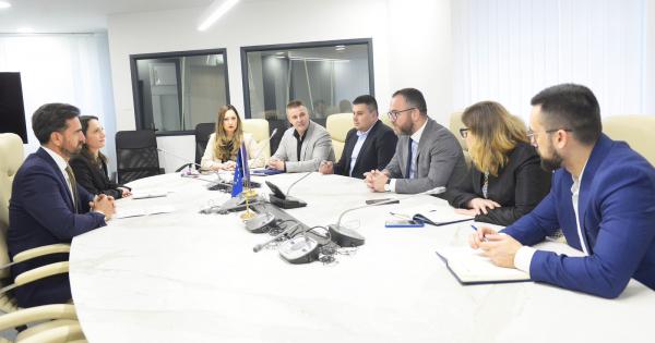 Тошковски - Ходулин: Креираме полиција со европски стандарди