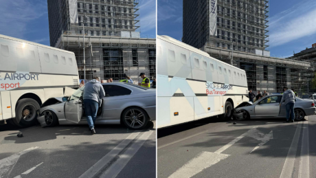 ФОТО: Автобус се судри со автомобил во скопски Центар