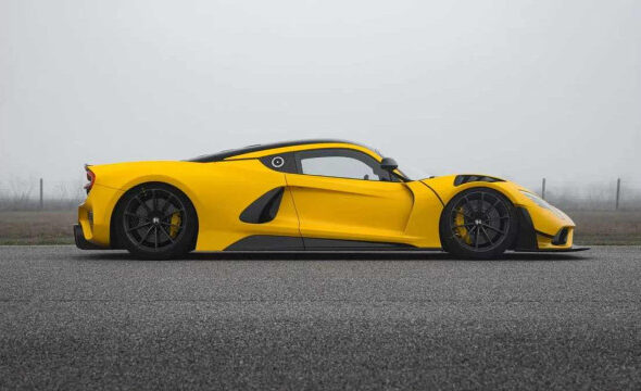 „Hennessey“ го има најмоќниот бензинец со над 2.000 коња (ФОТО/ВИДЕО)