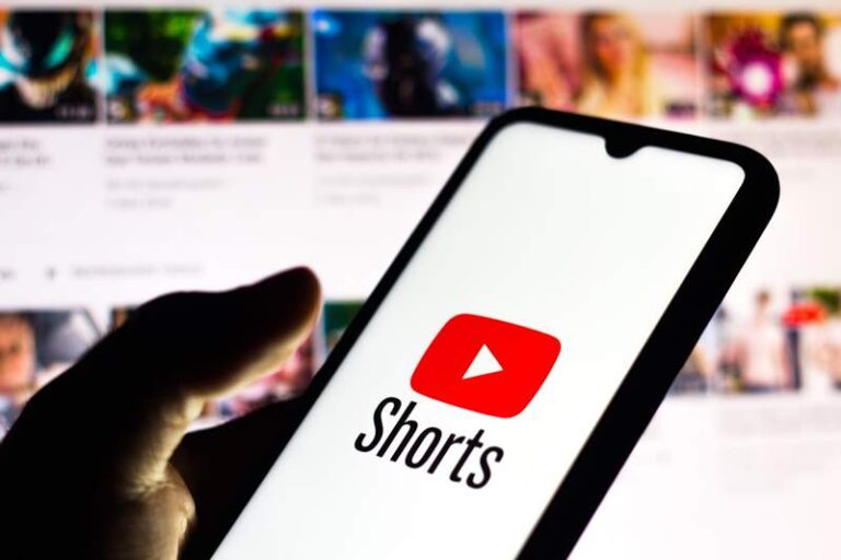 „YouTube“ го олеснува создавањето на „Shorts“ видеа со пет нови моќни алатки