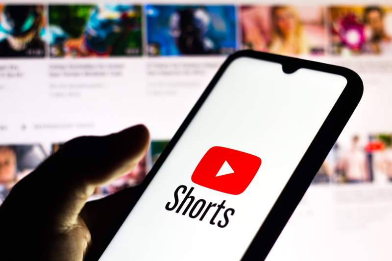 „YouTube“ го олеснува создавањето на „Shorts“ видеа со пет нови моќни алатки